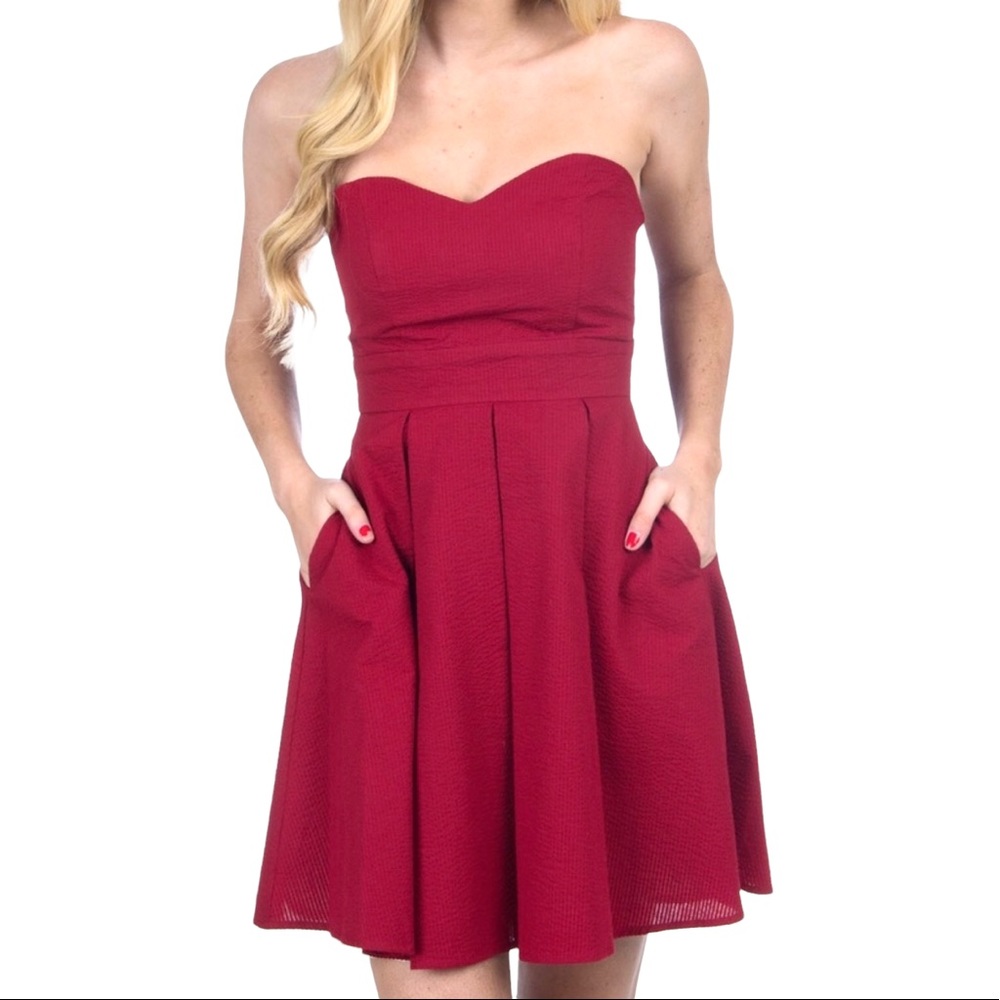 LAUREN JAMES Corbin Red Strapless Seersucker Sundress with Pockets